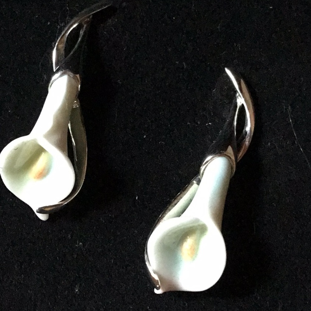 Franz Calla Lily Earrings Porcelain Gem